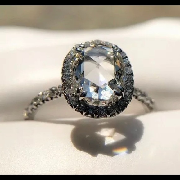 Stunning Rose Cut Oval Moissanite Engagement Ring - Picture 2 of 10